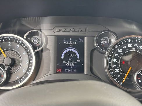 Used 2022 RAM 1500 Big Horn AWD/4WD image 15