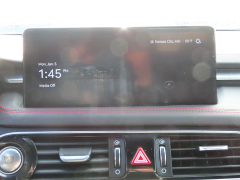 Used 2023 Genesis G70 2.0T w/ Sport Prestige Package image 25