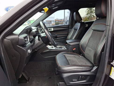 Used 2022 Ford Explorer ST-Line image 14