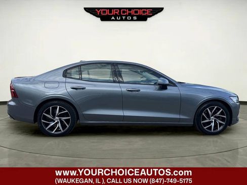 Used 2019 Volvo S60 T6 Momentum w/ Multimedia Package AWD/4WD image 6