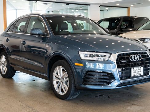 Used 2018 Audi Q3 2.0T Premium Plus image 3