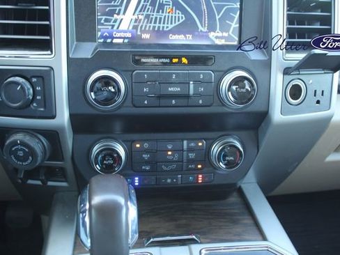 Used 2020 Ford F150 Lariat w/ Equipment Group 502A Luxury image 19