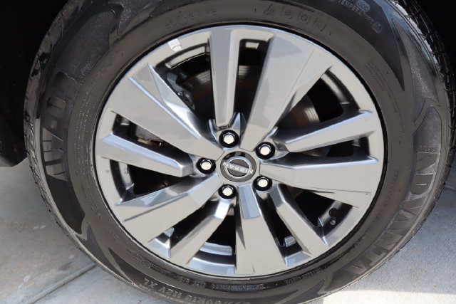 Used 2024 Nissan Pathfinder SV FWD image 45