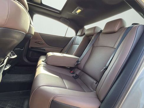 Certified 2024 Lexus ES 350 w/ Premium Package image 12