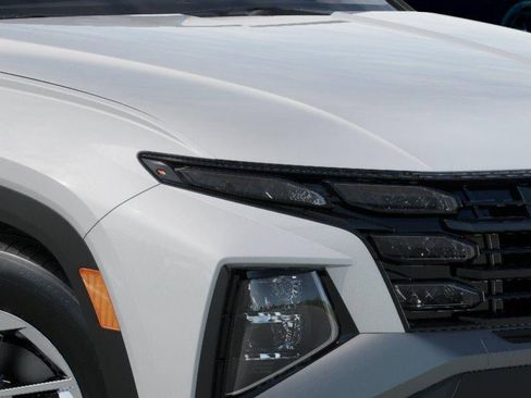 New 2026 Hyundai Tucson SE image 9