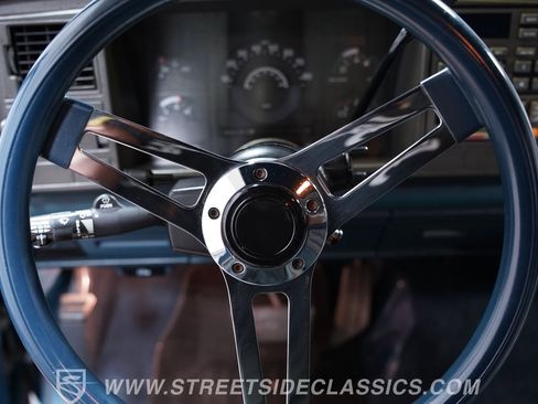 Used 1990 Chevrolet Silverado 1500 2WD Regular Cab image 31