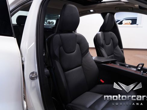 Used 2024 Volvo S60 B5 Ultimate image 31