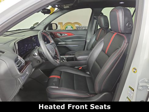 Certified 2024 Chevrolet Traverse RS image 11