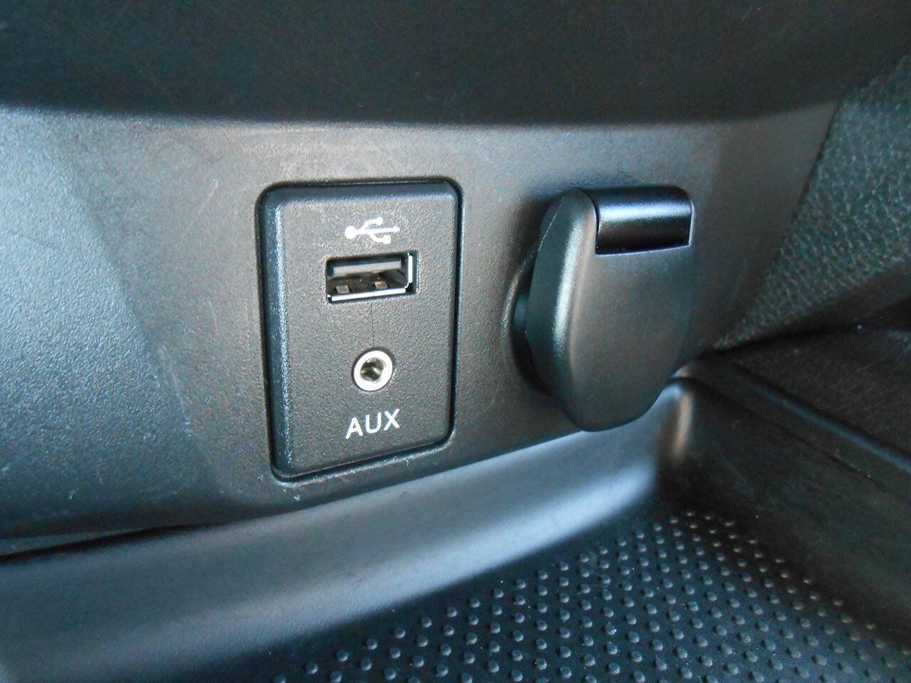 Used 2014 Nissan Rogue SL w/ SL Premium Package AWD/4WD image 15