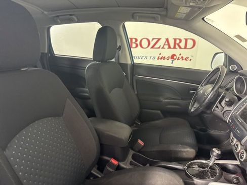 Used 2011 Mitsubishi Outlander Sport SE image 14