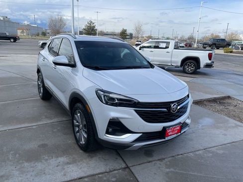 Used 2022 Buick Encore GX Essence w/ Experience Buick Package AWD/4WD image 6
