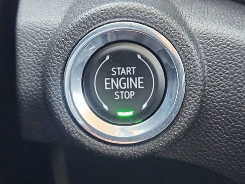 Used 2023 Chevrolet TrailBlazer LT w/ Convenience Package AWD/4WD image 16