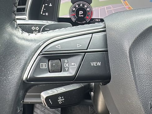 Used 2020 Audi Q7 3.0T Premium Plus AWD/4WD image 23