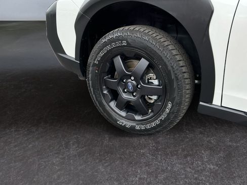 Used 2025 Subaru Outback Wilderness AWD/4WD image 9