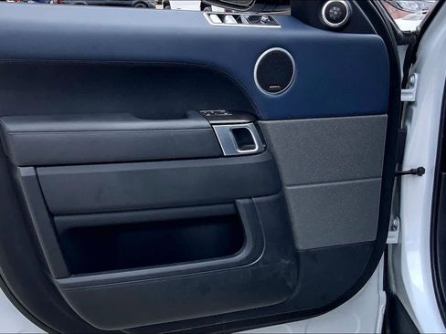 Used 2022 Land Rover Range Rover Sport HSE Dynamic image 22