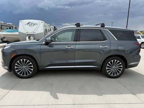 Used 2023 Hyundai Palisade Calligraphy AWD/4WD image 6