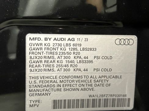 Used 2024 Audi Q4 e-tron Premium Plus w/ Premium Plus AWD/4WD image 28