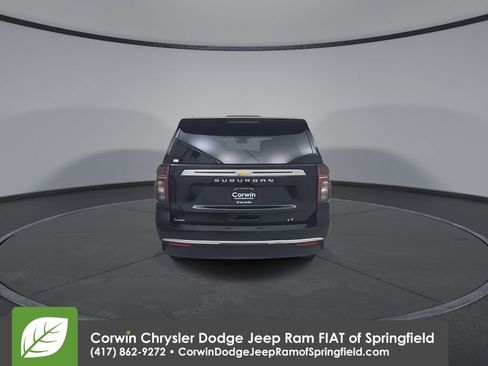 Used 2024 Chevrolet Suburban LT image 13