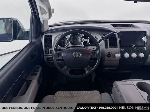 Used 2010 Toyota Tundra 4x4 Double Cab image 19