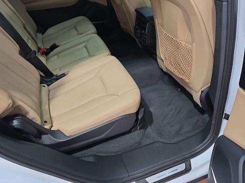 Used 2023 Audi Q7 3.0T Prestige w/ Prestige Package image 13