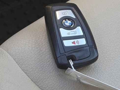 Used 2015 BMW 528i xDrive Sedan image 23