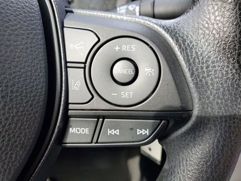 Used 2022 Toyota Corolla LE FWD image 20