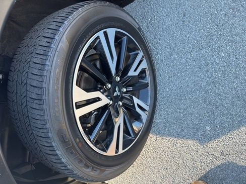 Used 2024 Mitsubishi Eclipse Cross SE image 11