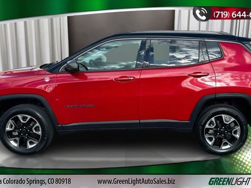 Used 2018 Jeep Compass Trailhawk w/ Cold Weather Group image 2