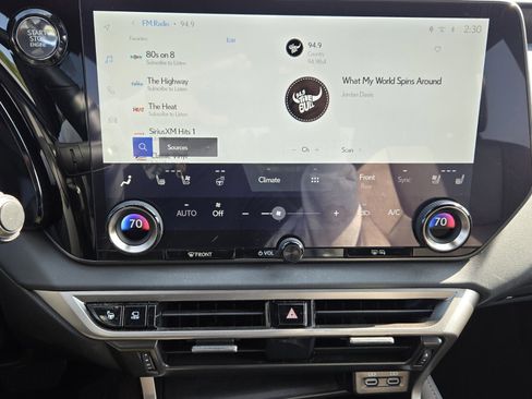 Certified 2024 Lexus RX 350 FWD w/ Convenience Package image 18