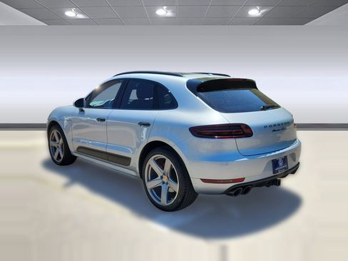 Used 2017 Porsche Macan GTS AWD/4WD image 3
