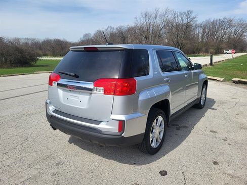 Used 2017 GMC Terrain SLE FWD image 7