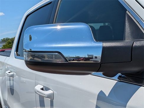 New 2025 RAM 1500 Limited image 10