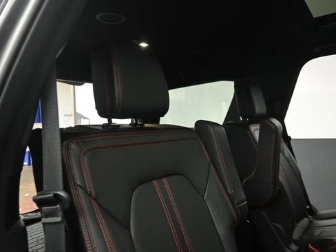 Used 2021 Ford Expedition Limited AWD/4WD image 26