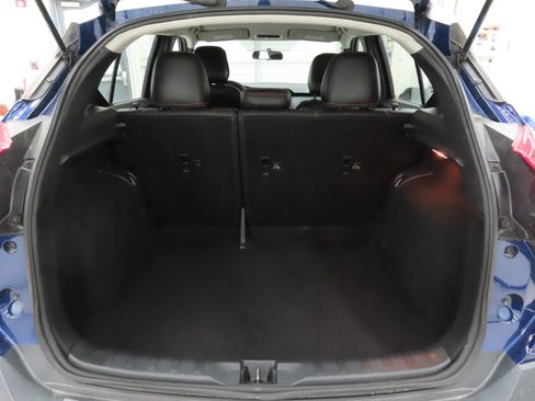 Used 2018 Nissan Kicks SR w/ Premium Package FWD image 22