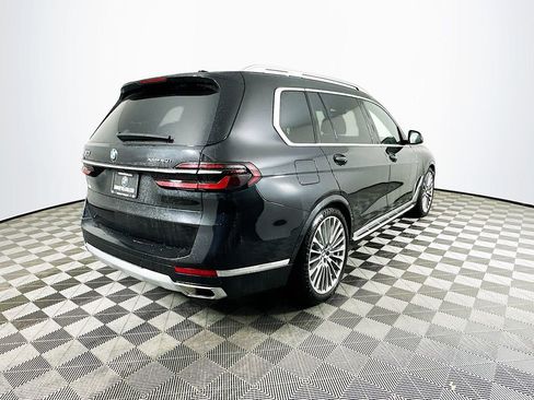 Used 2024 BMW X7 xDrive40i w/ Premium Package image 9