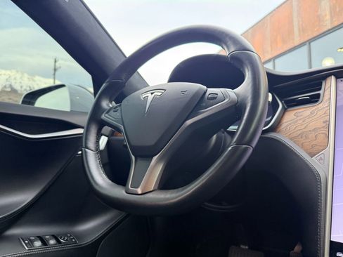 Used 2021 Tesla Model S Long Range Plus image 9