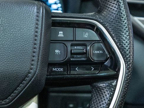 Used 2023 Toyota Tundra Limited w/ Power Package image 19