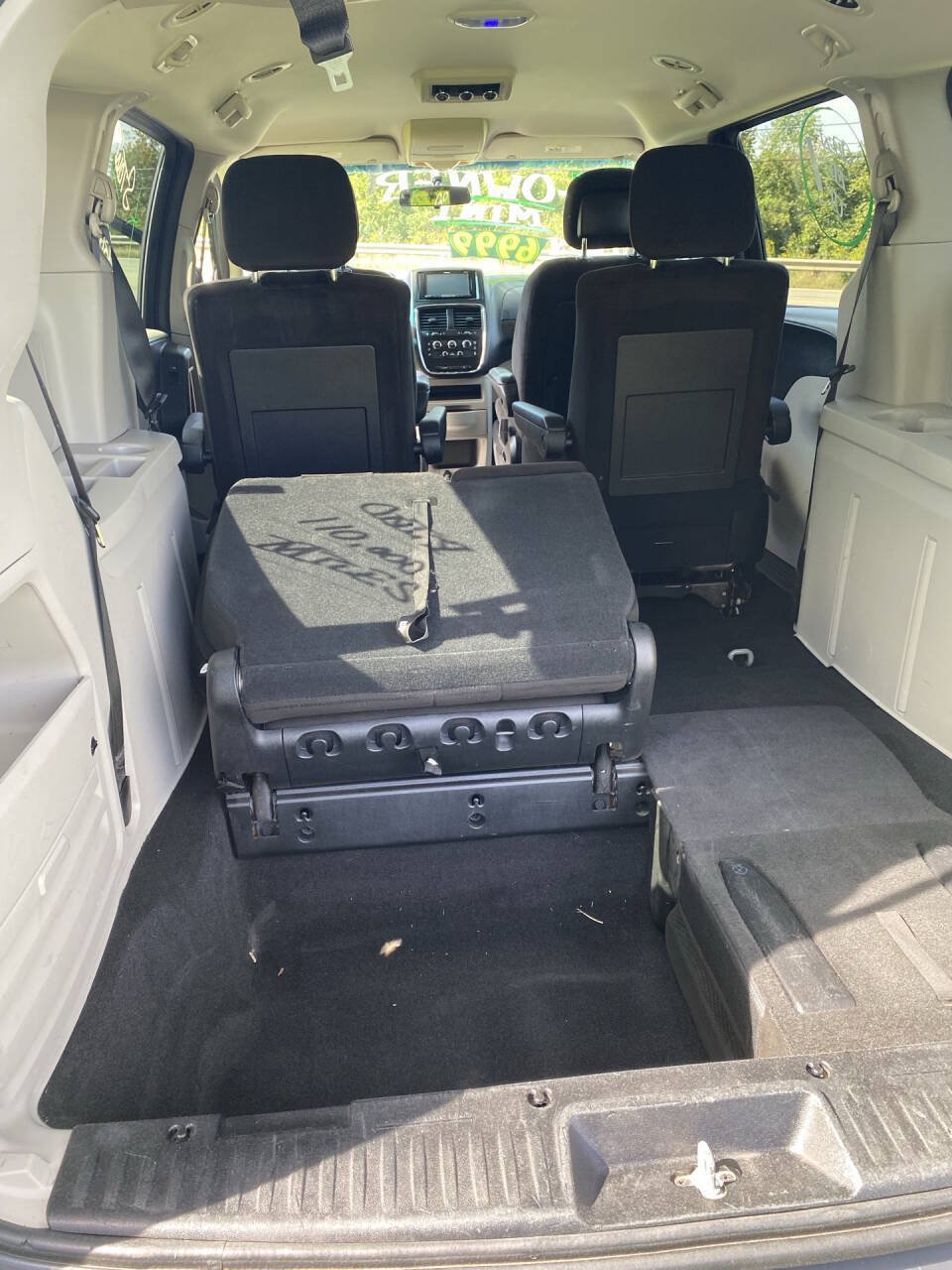 Used 2012 Dodge Grand Caravan SE FWD image 7