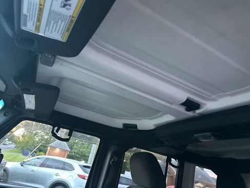 Used 2017 Jeep Wrangler Unlimited Sport w/ Quick Order Package 24S image 12