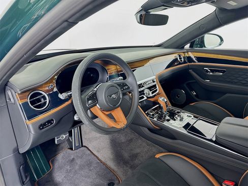 New 2025 Bentley Flying Spur Plug-In Hybrid image 10