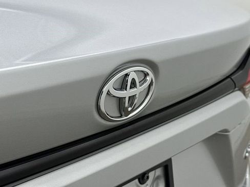 Used 2022 Toyota Corolla LE image 25
