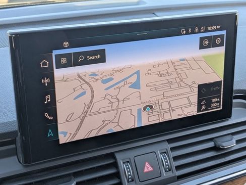 Used 2023 Audi Q5 2.0T Prestige w/ Prestige Package image 14