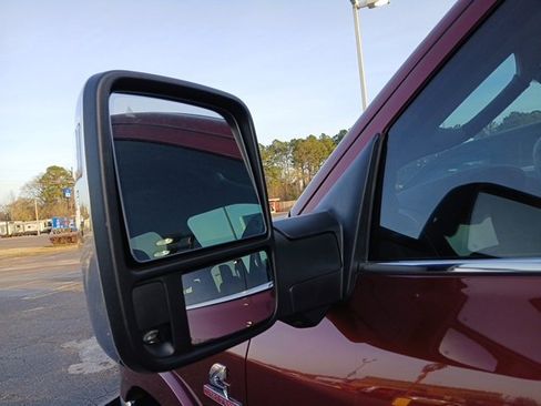 Used 2024 RAM 3500 Limited w/ Towing Technology Group image 11