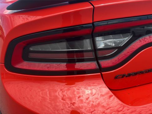 Used 2021 Dodge Charger Scat Pack w/ Driver Convenience Group RWD image 24
