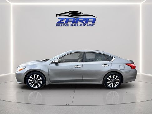 Used 2016 Nissan Altima 2.5 SL image 2