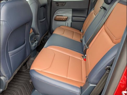 Used 2024 Ford Maverick Lariat w/ FX4 Off-Road Package image 16