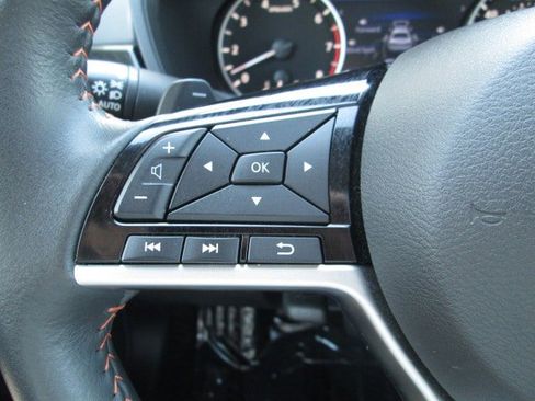 Used 2024 Nissan Altima 2.5 SR w/ SR Premium Package image 21