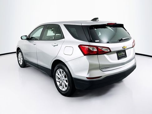 Used 2020 Chevrolet Equinox LS w/ LPO, Floor Liner Package FWD image 5
