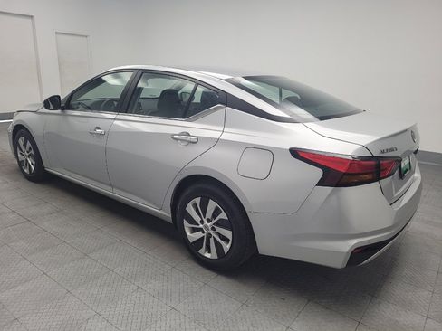 Used 2023 Nissan Altima 2.5 S FWD image 3