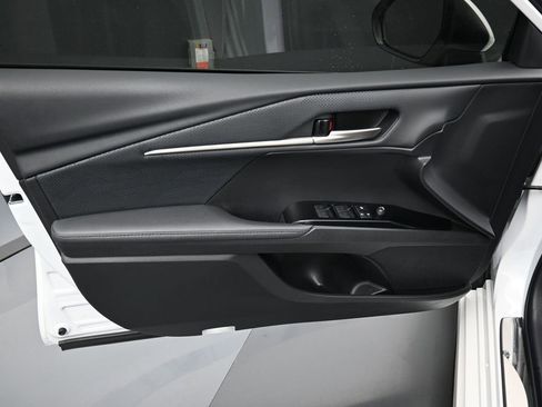 Certified 2025 Toyota Camry XSE FWD image 11